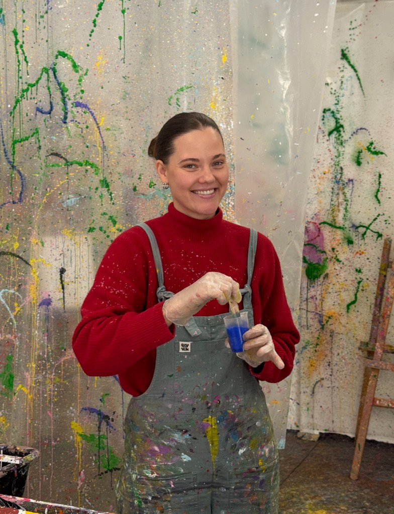 Alexandra en el estudio SplashPlay