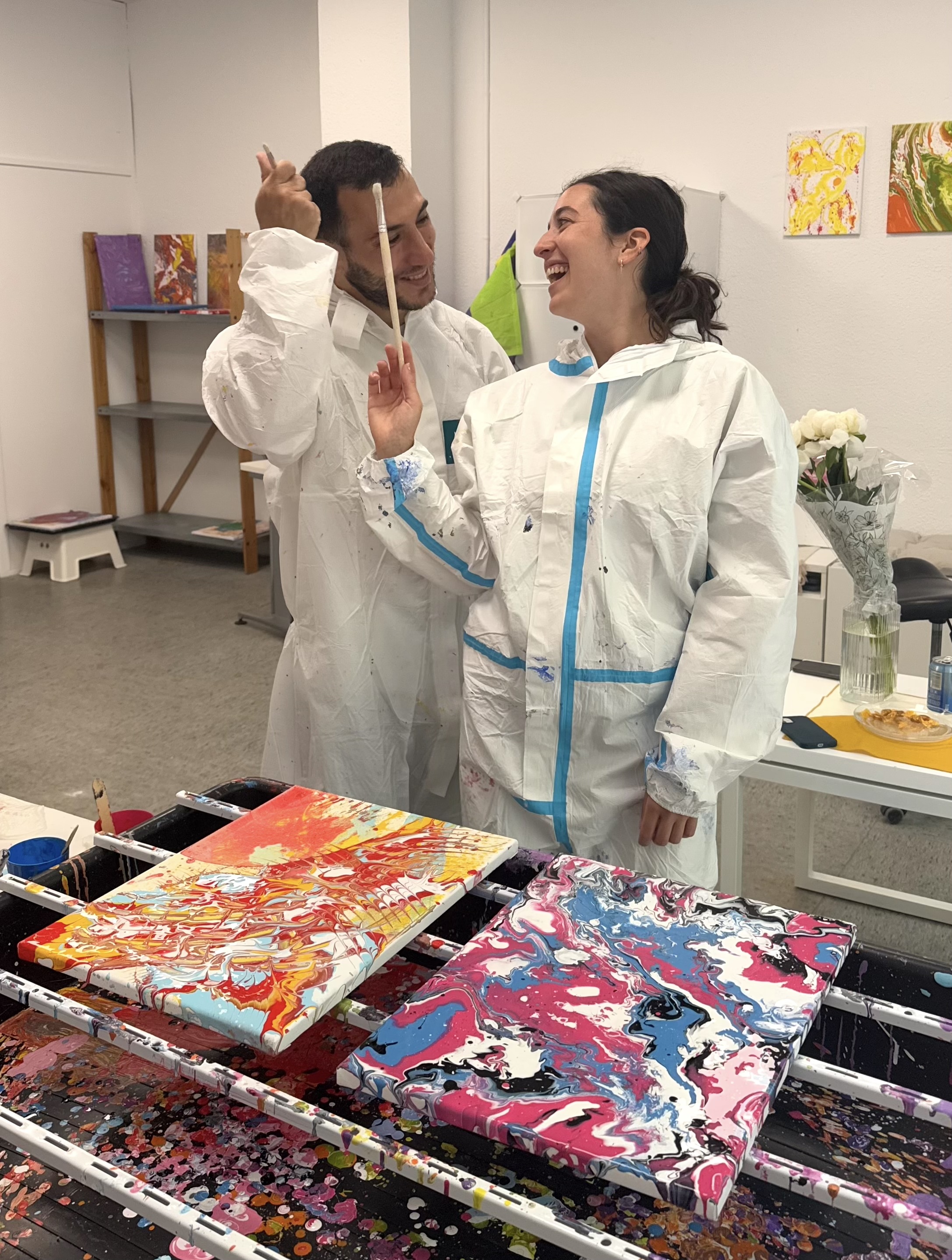 Couples enjoying art session at SplashPlay